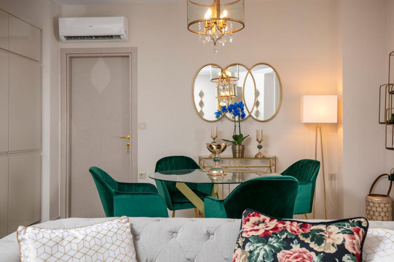 Jacuzzi Deluxe Villa Szkála Szotírosz Kültér fotó