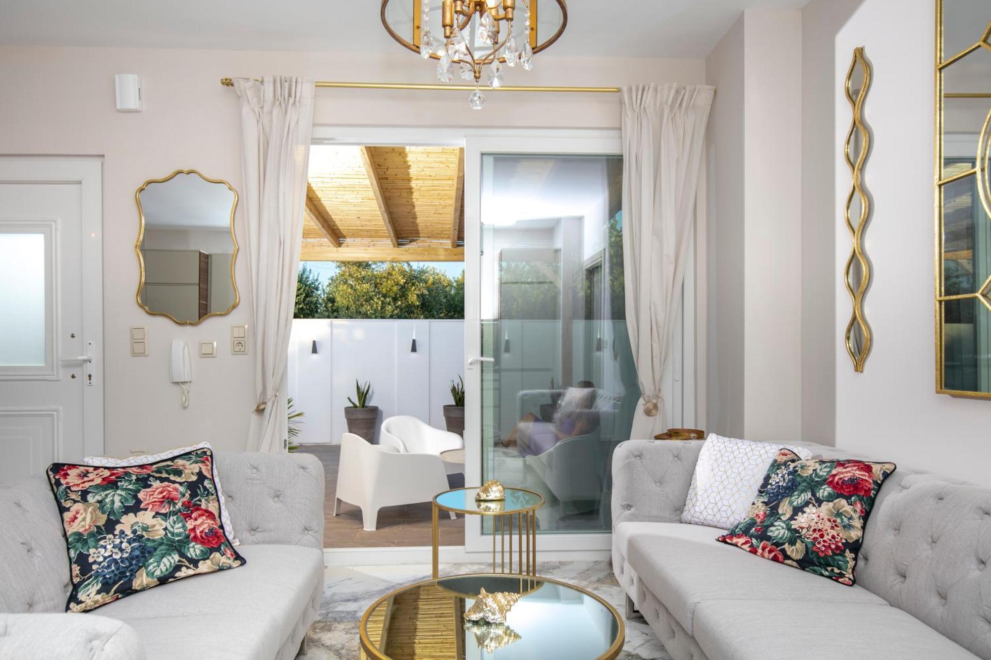Jacuzzi Deluxe Villa Szkála Szotírosz Kültér fotó