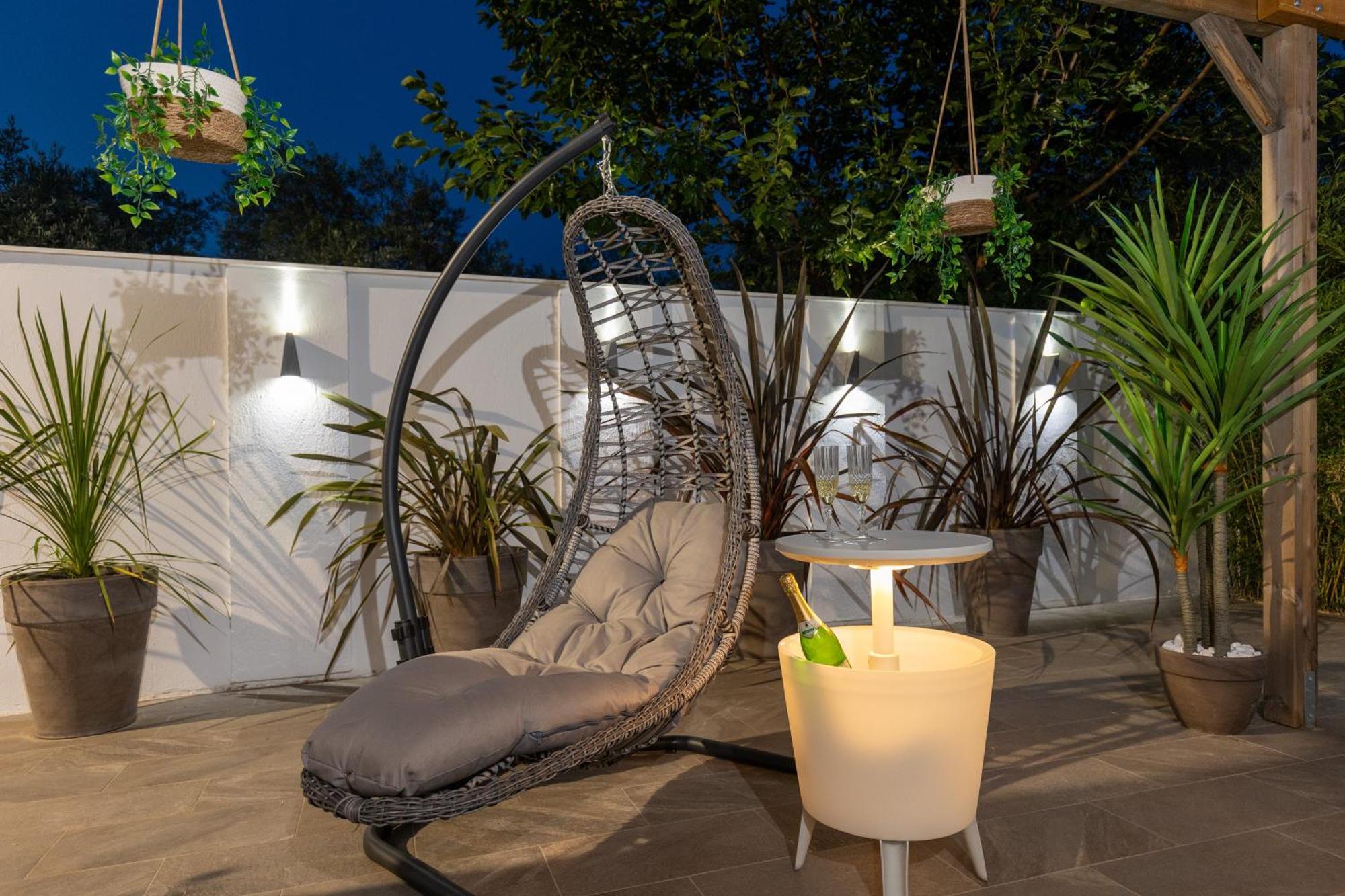 Jacuzzi Deluxe Villa Szkála Szotírosz Kültér fotó